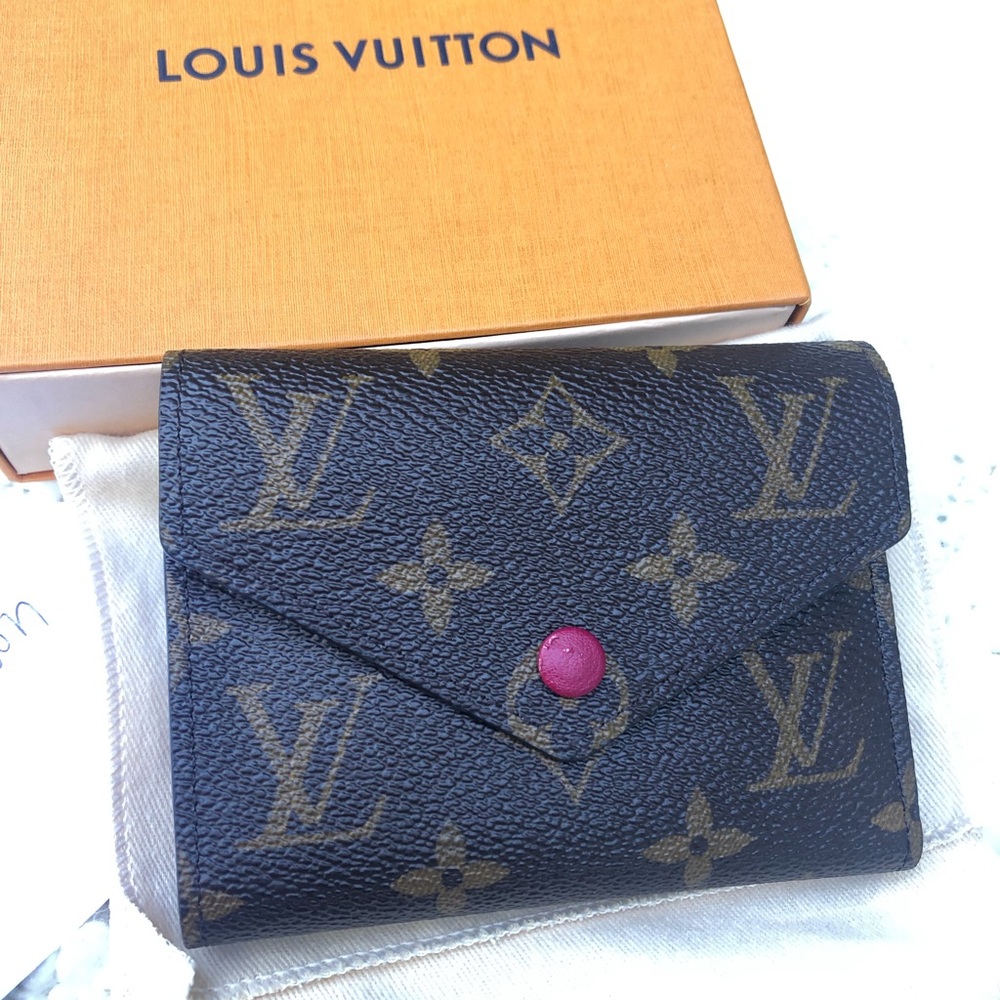 Victorine Wallet